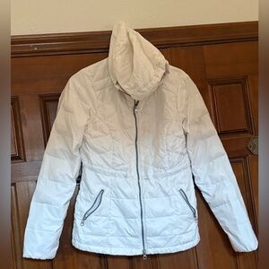 Athleta White Women's Lightweight Puffer Goose Down Hooded  Jacket